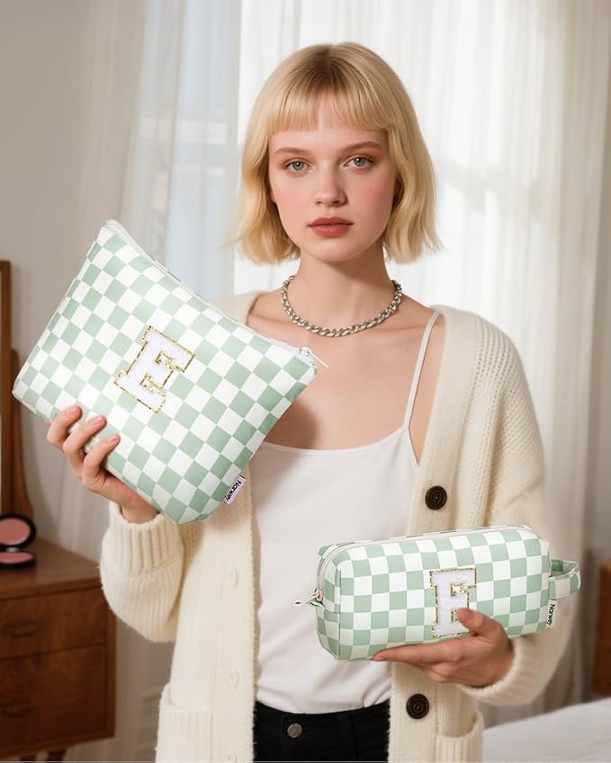 Narwey 2 Piece Personalized Initial Makeup Bag Checkered Cosmetic Bags, 6 8 10 11 12 13 14 16 18 Years Old Teen Girl Gifts Trendy Stuff Birthday Gifts for Women, Travel Toiletry Bag (Green Letter E)