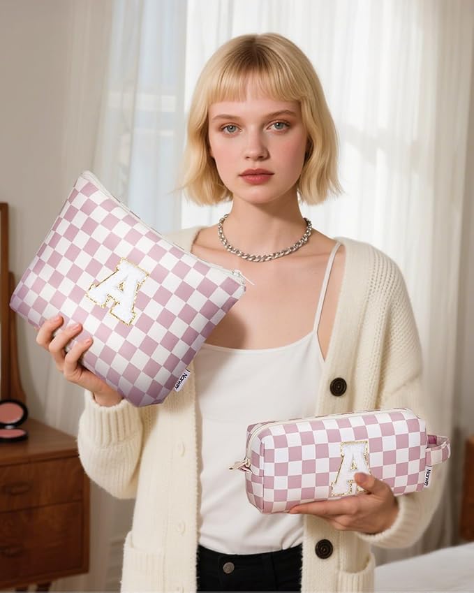 Narwey 2 Piece Personalized Initial Makeup Bag Checkered Cosmetic Bags, 6 8 10 11 12 13 14 16 18 Years Old Teen Girl Gifts Trendy Stuff Birthday Gifts for Women, Travel Toiletry Bag (Pink Letter A)