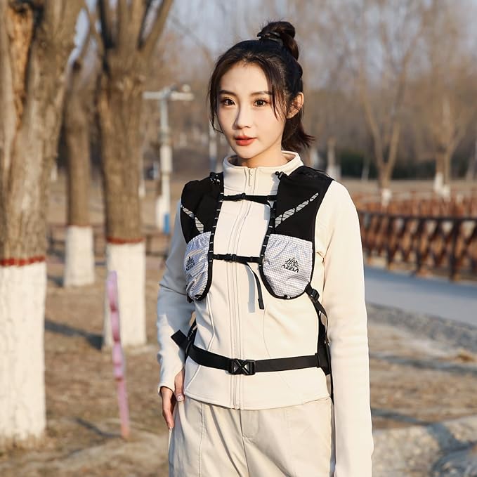 TRIWONDER Hydration Running Vest Lightweight Water Backpack Pack for Men Women Hydration Water Pack for Cycling, Running, Hiking, Biking