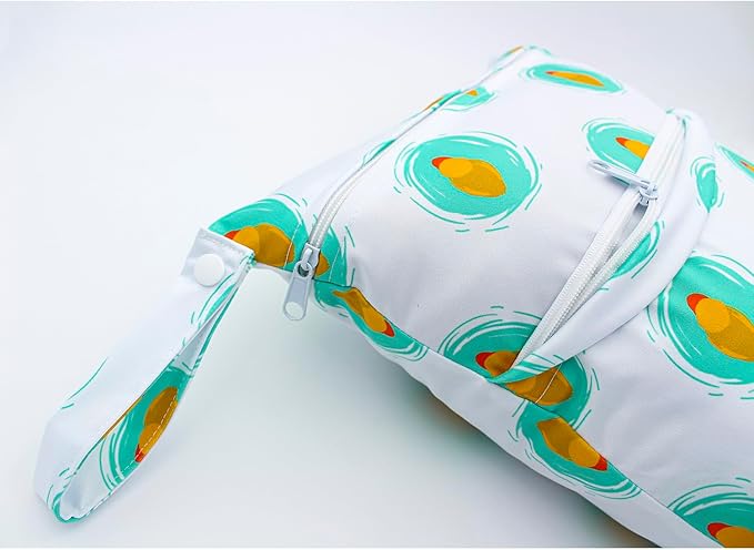 Wet Dry Bag Waterproof Reusable Wet Bag for Swimsuit, Travel, Bathing, Beach, Pool, Diapers, Yoga Gym Bag Dirty Wet Clothes Daycare Organizer with Two Pockets (duck skateboard)