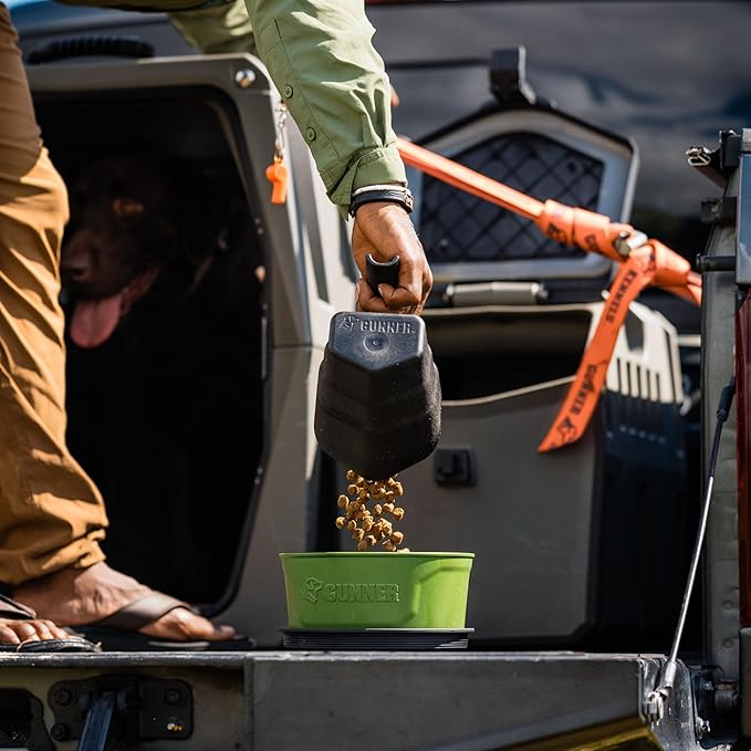 GUNNER Dog Bowl with Spill-Proof Travel Lid – 7.5" x 3.75", 1.3 lb, 7-Cup Capacity, BPA-Free, Rust-Proof, Shock-Resistant, Stackable, Dishwasher Safe, Leak-Resistant Nesting Lid – Green