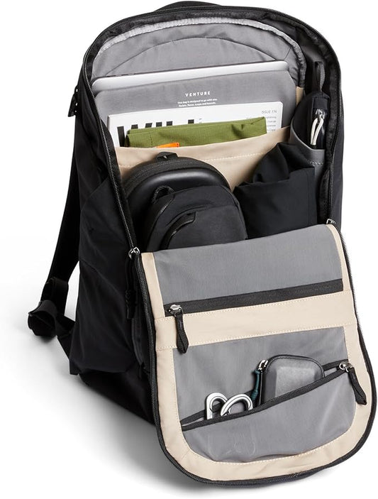 Bellroy Venture Ready Pack (20 liter backpack with laptop sleeve, for travel, commuting and urban adventuring) - Black