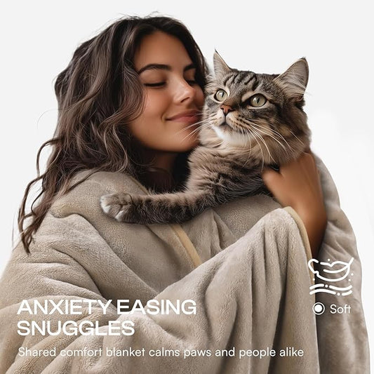 Luciphia Waterproof Pet Blanket, Liquid Pee Proof Dog Blanket for Sofa Bed Couch, Reversible Sherpa Fleece Furniture Protector Cover for Small Medium Large Dogs Cats, Khaki+Beige Small(40" x 28")