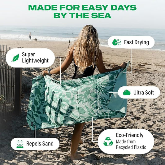 Travel Gift Box Set: Includes COR Surf Premium Toiletry Travel Bag, Compression Packing Cube Set and our Premium Compact and Quick Dry Travel Beach Towel (Kailua)