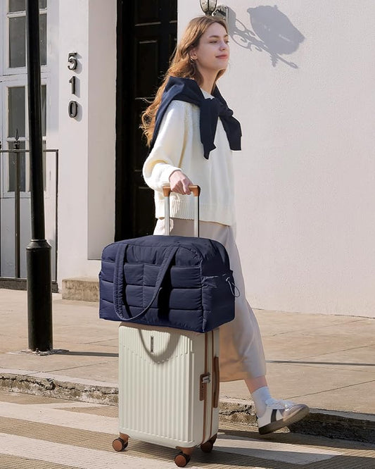BAGSMART Gym Bag for Women, Lightweight Puffer Duffle Bag 2-PC Travel Bag, 31L Weekender Overnight Bag Quilted Carry On Tote Bag, Diaper Hospital Dance bag for Travel, Gym, Water Resistant, Navy Blue