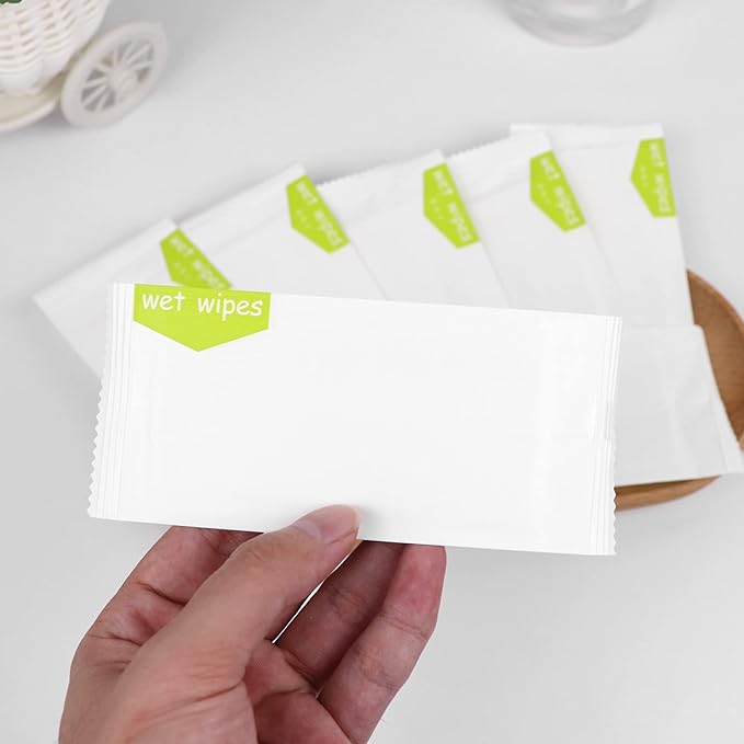 Individual Hand Wipes, 300 Packs Individual Wet Wipes, Quickly Cleaning Our Hands, Individually Wrapped Bulk Large Wet Wipes, Suitable for Restaurants, Weddings and Barbeques