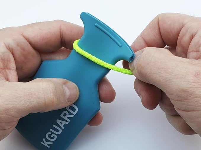 KGuard – IPX8 Waterproof Key Pouch (40 m) for Electronic Car Keys · 100% Soft, Compact and Comfortable · Ideal for Surfing, SUP, Kitesurfing, Windsurfing, Swimming and Watersports