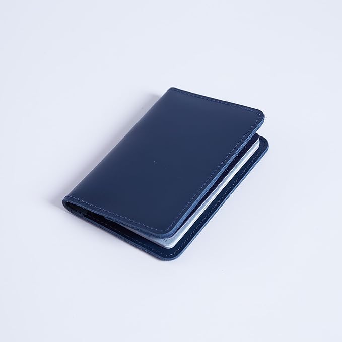 INCARNE US Passport Cover Clear - Travel Passport Wallet - Leather Passport Holder for Men Women Family with Card Slots & Note Compartmen - Sleeve Protector - Genuine Leather - Classic Blue