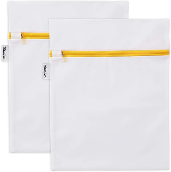 Mesh Laundry Bag for Delicates, Wash Bag for Underwear and Lingerie, Makeup Organizer Bag (2 Small)