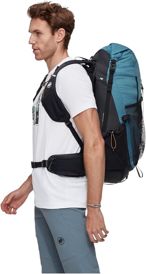 Mammut Ducan 22 – Unisex Outdoor Backpack for Hiking, Running, and Everyday Adventures, Sapphire-Black, 22L