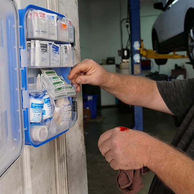 First Aid Only 91247 OSHA-Compliant First Aid Kit, All-Purpose 100-Person Emergency First Aid Kit for Business, Worksite, Home, and Car, 335 Pieces