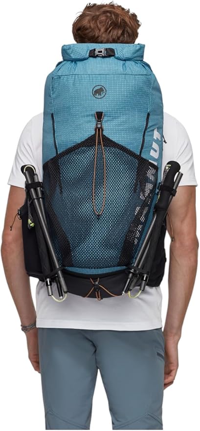 Mammut Ducan 22 – Unisex Outdoor Backpack for Hiking, Running, and Everyday Adventures, Sapphire-Black, 22L