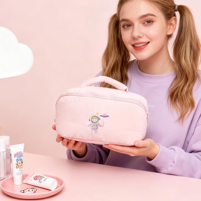 Cute Makeup Bag for Women - Travel Cosmetic Pouch with Large Capacity, Water-Resistant Nylon Make Up Organizer Pink