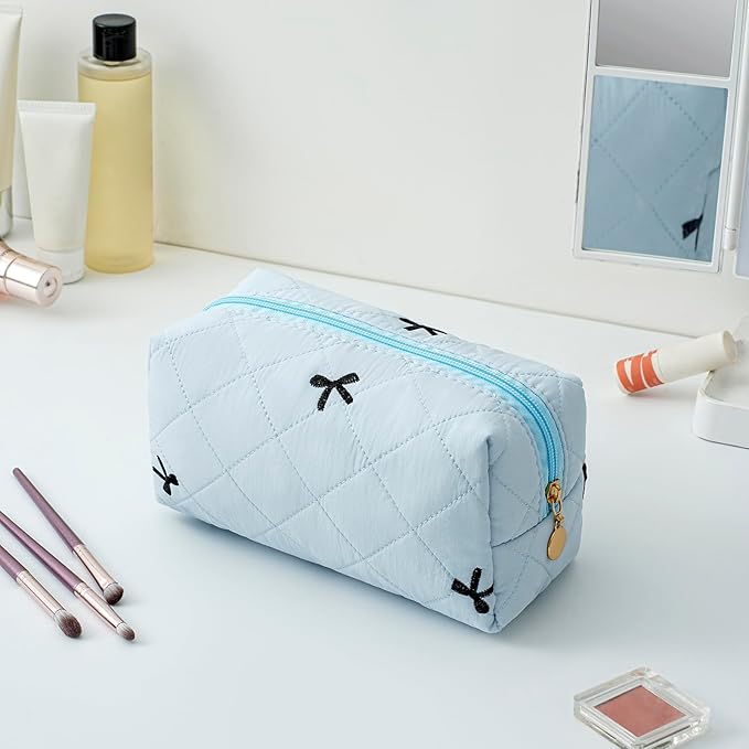 Makeup Bag Travel Cosmetic Bag for Women Girls, Zipper Make Up Pouch, Floral Flowers Toiletry Organizer Makeup, Portable Storage Cosmetic Travel Cloth Bag (Sky Blue)