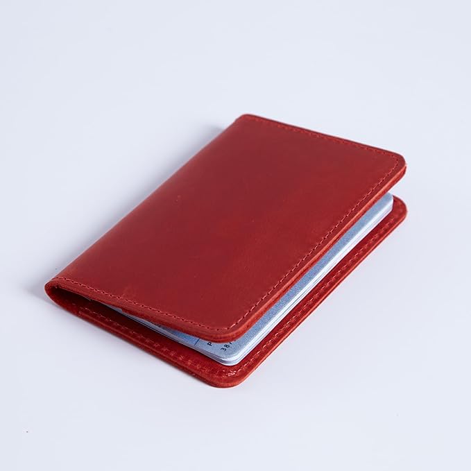 INCARNE US Passport Cover Clear - Travel Passport Wallet - Leather Passport Holder for Men Women Family with Card Slots & Note Compartmen - Sleeve Protector - Genuine Leather - Vintage Red