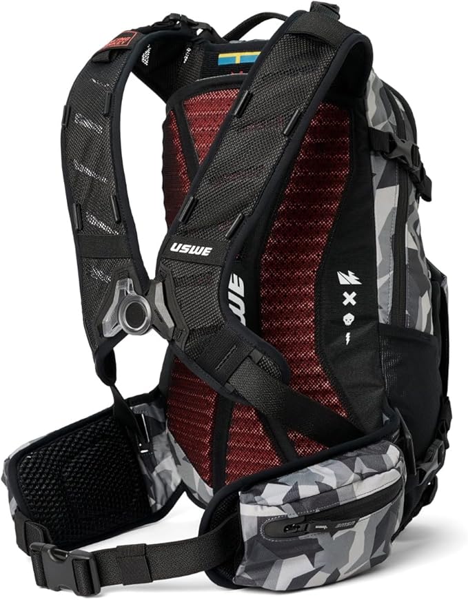 USWE Shred 25L Backpack, a High End Daypack for MTB, E-MTB, Mountain Bike, Camo/Black
