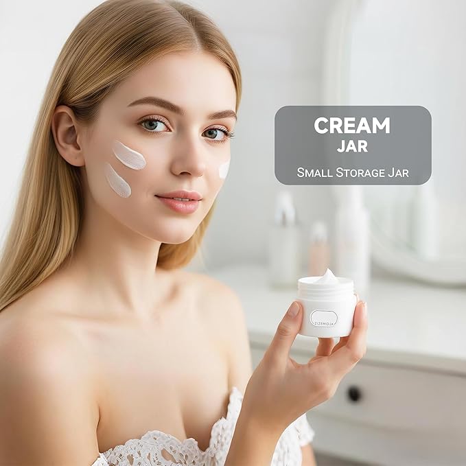 Travel Size Containers, Small Plastic Containers with Lids, 20 Gram Travel Container for Creams, Lotion, Toiletries, Makeup (2PCS Black and 2PCS White Plastic Jars)