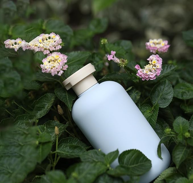 ASEVAT 6.7 oz Plastic Squeeze Bottles for Shampoo, Travel Containers for Toiletries, Leak Proof, Refillable for Lotion, Cream and Liquids (3 Pcs)