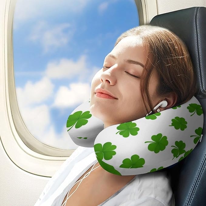 Women’s Travel Pillow U-Shaped Memory Foam Neck Rest, Green Shamrocks Lucky Grass Clovers Pattern U-Shape, Washable Airplane Car Support