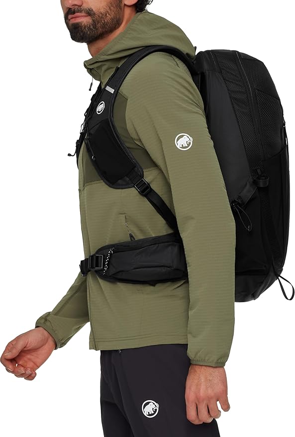 Mammut Ducan 22 – Unisex Outdoor Backpack for Hiking, Running, and Everyday Adventures, Black, 22L