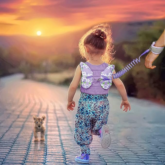 Toddlers Leash + Anti Lost Wrist Link Child Kids Safety Harness Kids Walking Wristband Assistant Strap Belt for Girl Pink Christmas Gift (Purple)