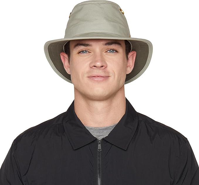T5 Adventure Hat