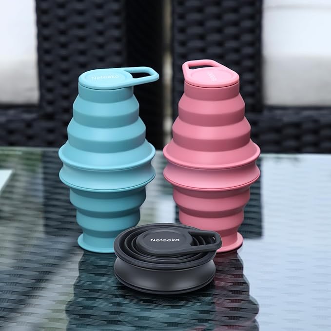 Nefeeko Collapsible Water Bottle,17oz(500ml) Reuseable BPA Free Silicone Foldable Water Bottles for Travel Gym Camping Hiking, Portable Leak Proof Sports Water Bottle with Carabiner