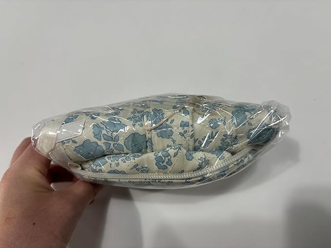 Prite Large Makeup Bag Cute Cosmetic Bag for Women Floral Coquette Aesthetic Toiletry Bag Travel Make Up Organizer Bag(Blue Flower)