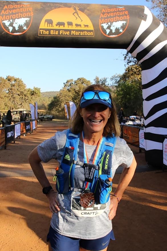 TRIWONDER Hydration Running Vest Backpack, Lightweight Water Pack for Men Women Hydration Backpack for Trail Race, Hiking, Cycling, Climbing, Camping, Jogging, Marathon