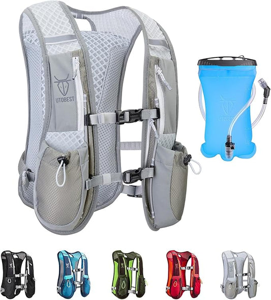Running Vest, 5L Hydration Vest Lightweight, Breathable and Sweatproof Running Backpack, Adjustable Running Hydration Vest for Trail Running Marathon Race Jogging Cycling