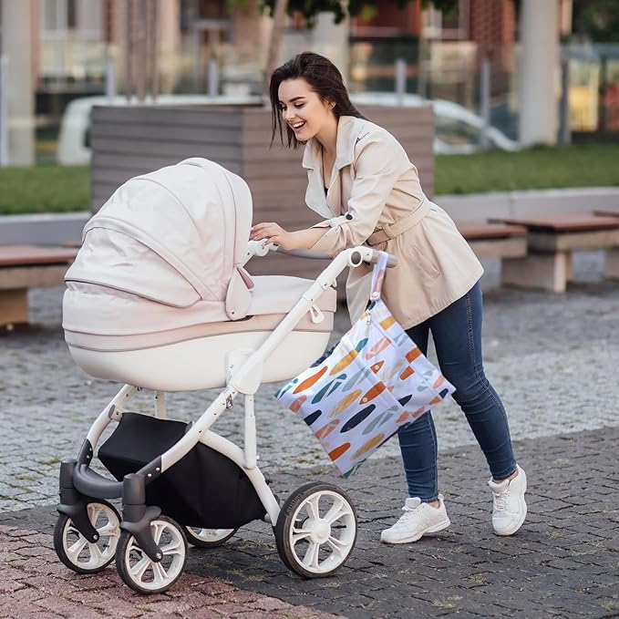 Wet Dry Bag Waterproof Reusable Wet Bag for Swimsuit, Travel, Bathing, Beach, Pool, Diapers, Yoga Gym Bag Dirty Wet Clothes Daycare Organizer with Two Pockets (duck skateboard)