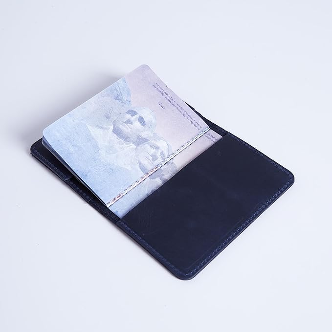 INCARNE US Passport Cover Clear - Travel Passport Wallet - Leather Passport Holder for Men Women Family with Card Slots & Note Compartmen - Sleeve Protector - Genuine Leather - Vintage Blue