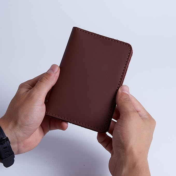 INCARNE US Passport Cover Clear - Travel Passport Wallet - Leather Passport Holder for Men Women Family with Card Slots & Note Compartmen - Sleeve Protector - Genuine Leather - Classic Brown