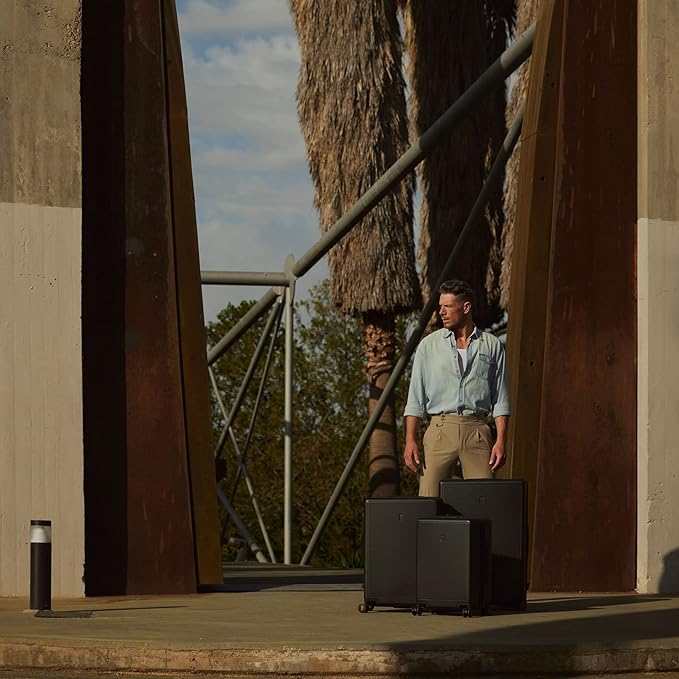 LEVEL8 Elegance Matte Luggage Set, 20 Inch Carry-on Luggage, 24&28 Large Suitcase Lightweight Hardside Suitcases with Wheels,Tsa Lock,3-Piece Set(20/24/28), Black