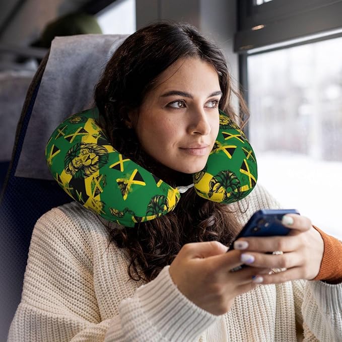 Neck Pillows for Travel Lion of Jamaica Flag, Women and Men Airplane Car Pillow, Neck Support U Shaped Pillow for Rest Pain Relief Sleeping