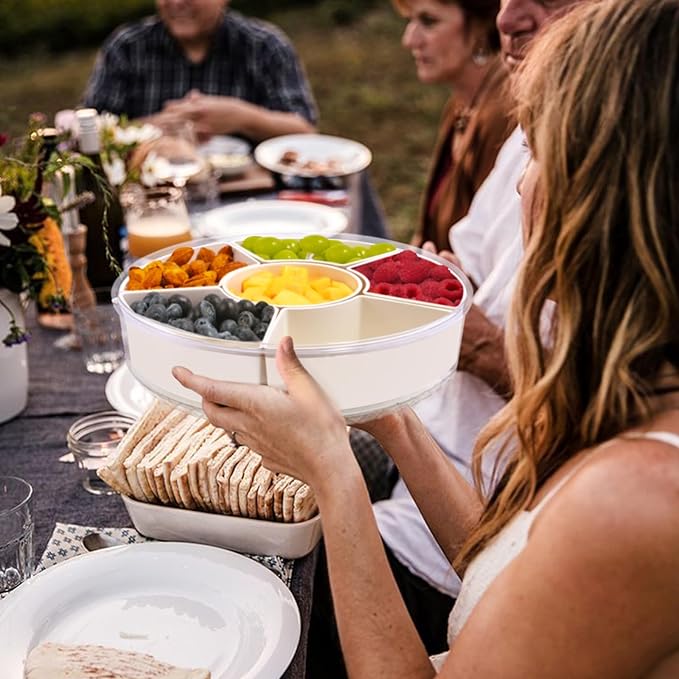 TAROSE Divided Serving Tray with Lid and Handle, 360° Rotating 6.6L Large Capacity Snackle Box Container with Dividers, Portable Snack Boxs for Fruit Veggie Salad, Beach Essentials Ideal for Picnic