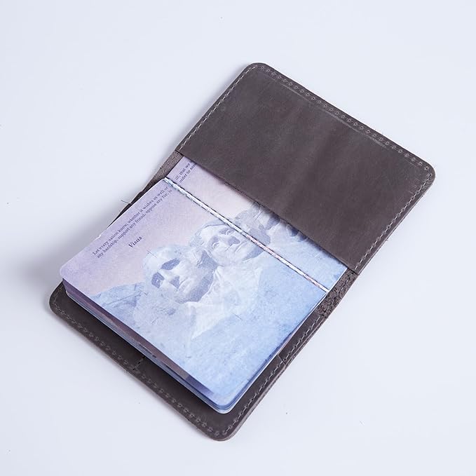 INCARNE US Passport Cover Clear - Travel Passport Wallet - Leather Passport Holder for Men Women Family with Card Slots & Note Compartmen - Sleeve Protector - Genuine Leather - Vintage Gray