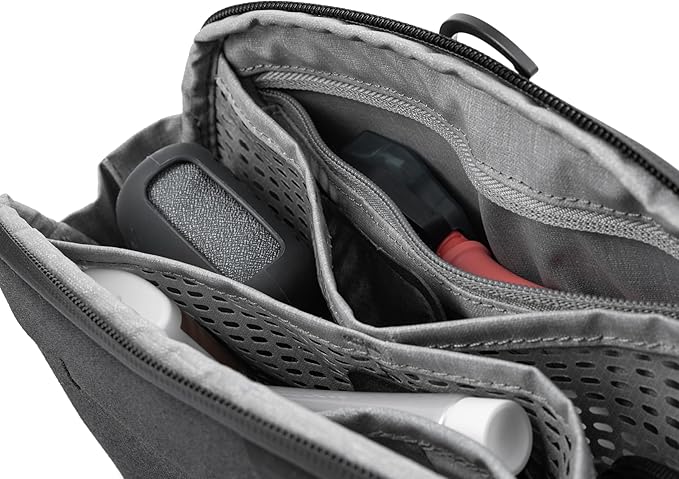 Peak Design Small Wash Pouch, Black, Weatherproof Travel Toiletry Bag, Upright or Hanging Toiletry Kit with Pockets, Magnetic Toothbrush Pocket, Wide UltraZip Opening, Toiletry Bag for Men and Women