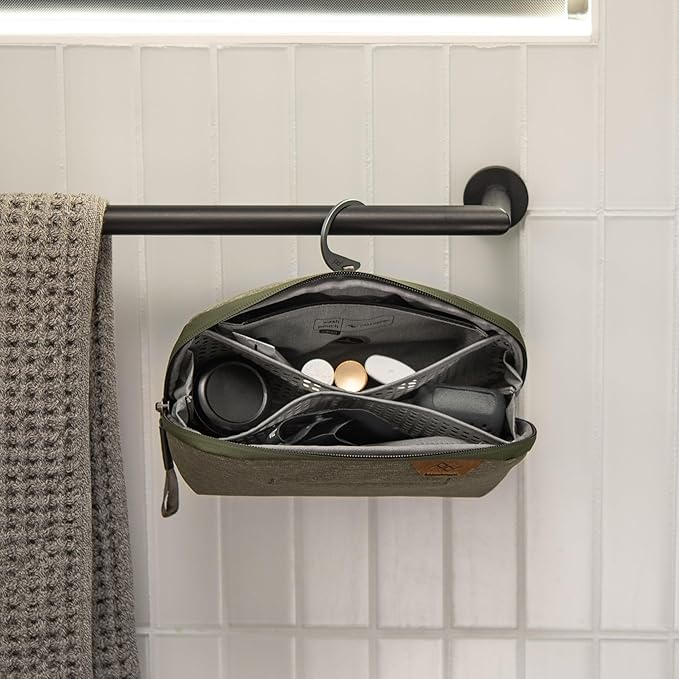 Peak Design Small Wash Pouch, Sage, Weatherproof Travel Toiletry Bag, Upright or Hanging Toiletries Kit with Pockets, Magnetic Toothbrush Pocket, Wide UltraZip Opening, Toiletry Bag for Men and Women