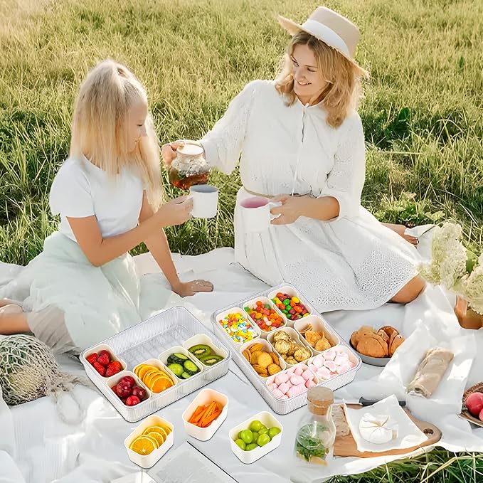 Patent Design Ribbed Snackle Box Container Snack Container Divided Serving Tray with Lid and Handle, 8 Divider Portable Snacklebox for Travel Beach for Charcuterie Veggie Fruit Candy,1 Pack