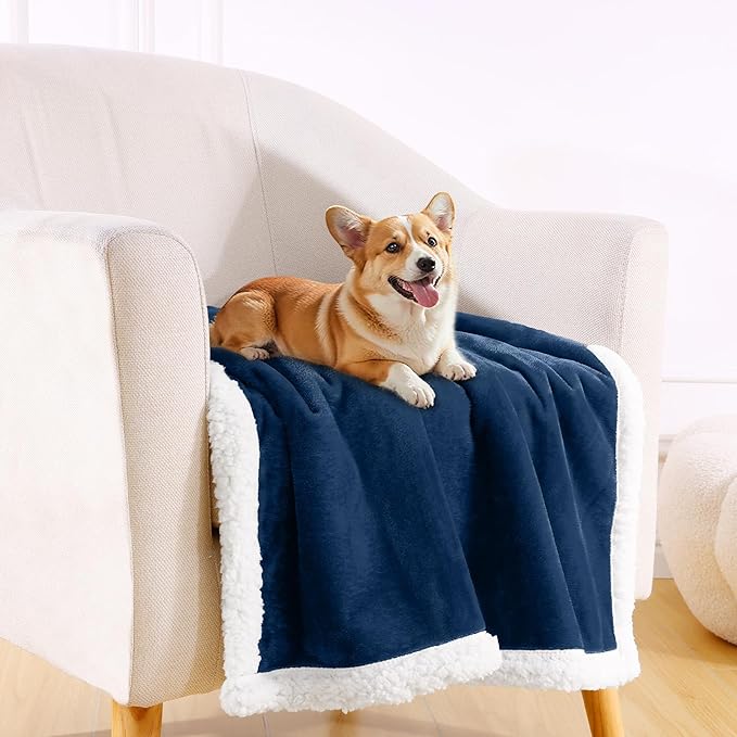 Smiry Waterproof Blanket Throw for Large Dogs, Soft Reversible Dog Blanket for Sofa Couch Bed, Washable Leakproof Sherpa Fleece Furniture Couch Protector(50"x60", Navy/White)