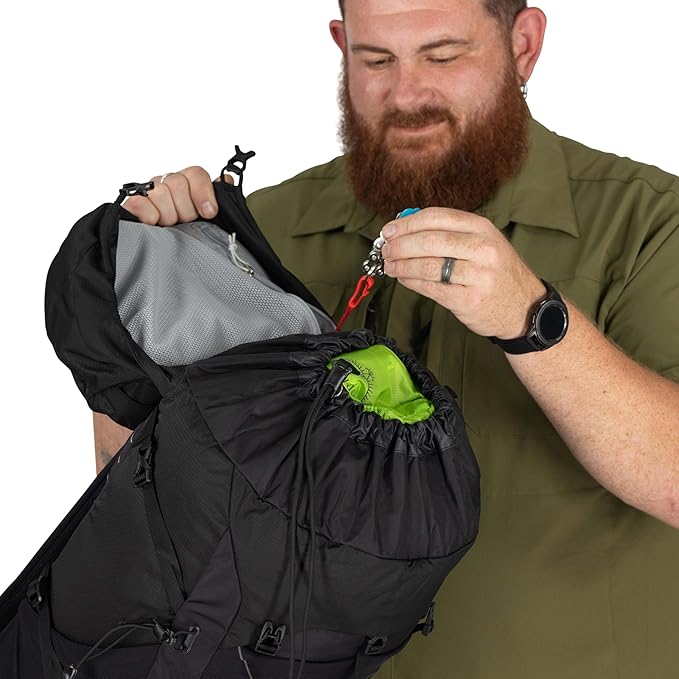 Osprey Talon 33L Men's Lightweight Hiking Backpack - Daypack for Travel & Camping, Green Canopy/Pine Leaf, Extended Fit