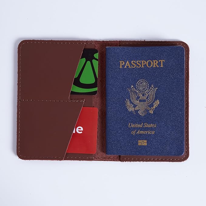 INCARNE US Passport Cover Clear - Travel Passport Wallet - Leather Passport Holder for Men Women Family with Card Slots & Note Compartmen - Sleeve Protector - Genuine Leather - Classic Brown