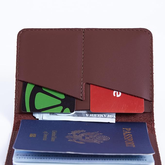 INCARNE US Passport Cover Clear - Travel Passport Wallet - Leather Passport Holder for Women Men Family with Card Slots & Note Compartmen - Sleeve Protector - Genuine Leather - Classic Brown