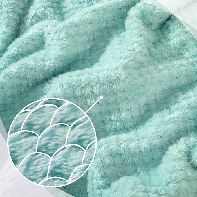 Travel Pillow and Blanket Set Neck Pillows Soft Blankets with Sleep Mask Travel Essentials for Airplane Car Memory Foam Blue Green