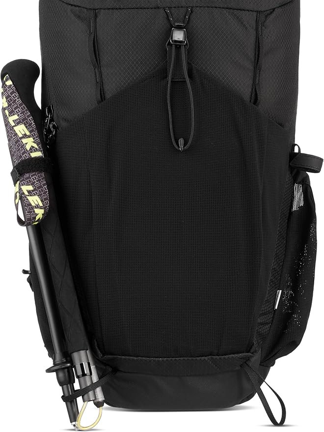 Mammut Ducan 22 – Unisex Outdoor Backpack for Hiking, Running, and Everyday Adventures, Black, 22L