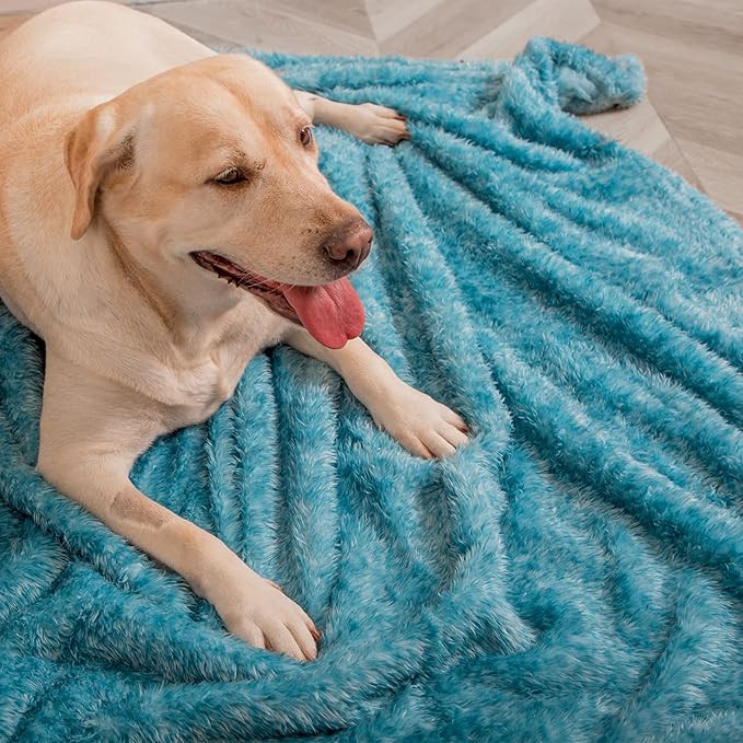 MACEVIA Fluffy Fleece Dog Blankets,Warm Soft Fuzzy Pets Blanket for Puppy,Small,Medium,Large Dogs and Cats,Plush Pet Throws for Bed,Couch,Sofa,Travel(40x60 Inch, Sea Blue)