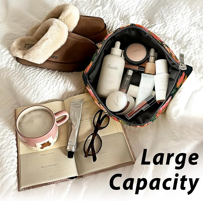 Retro Cat Makeup Bag, Kitty Cosmetic Zipper Travel Toiletry Bag for Traveling Women, Cute Black Cat Gifts for Women & Teen Girls, Cats Gifts Lovers