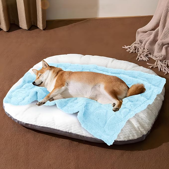 MACEVIA Fluffy Fleece Dog Blankets,Warm Soft Fuzzy Pets Blanket for Puppy,Small,Medium,Large Dogs and Cats,Plush Pet Throws for Bed,Couch,Sofa,Travel(29x40 Inch, Light Blue)