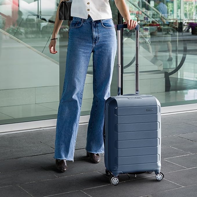 Traveler's Choice Pagosa Indestructible Hardshell Expandable Spinner Luggage, Slate Blue, 2-Piece Set (22/26)